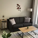 L'etoile De *